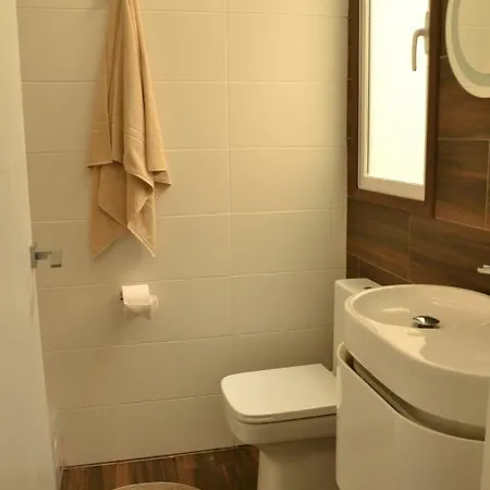 Appartamento Piso Moderno En Casco Antiguo Proximo A La Playa Alicante Esterno foto